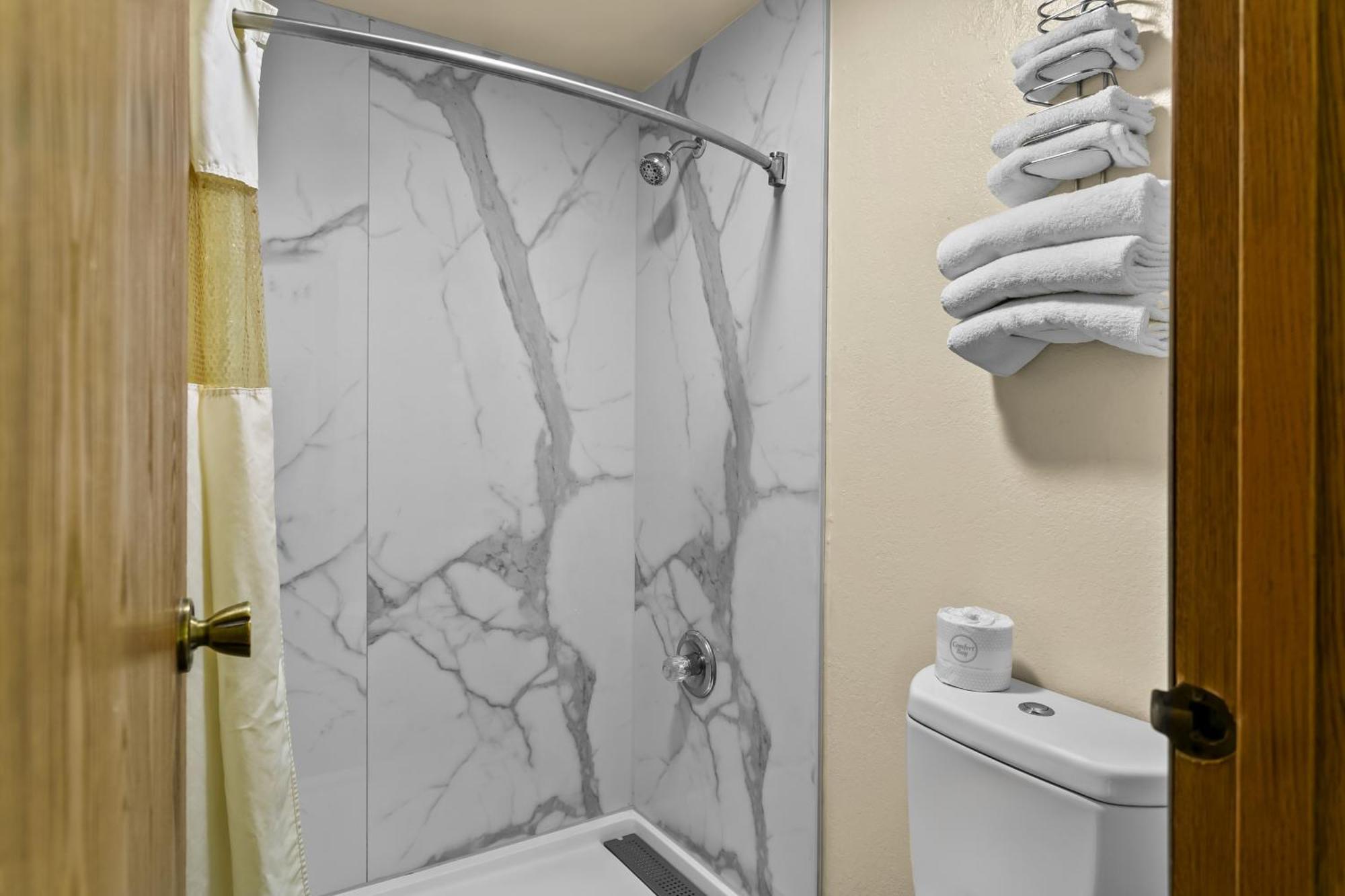 Americas Best Value Inn Martinsburg Εξωτερικό φωτογραφία
