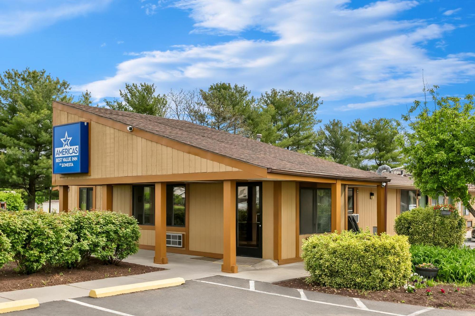 Americas Best Value Inn Martinsburg Εξωτερικό φωτογραφία